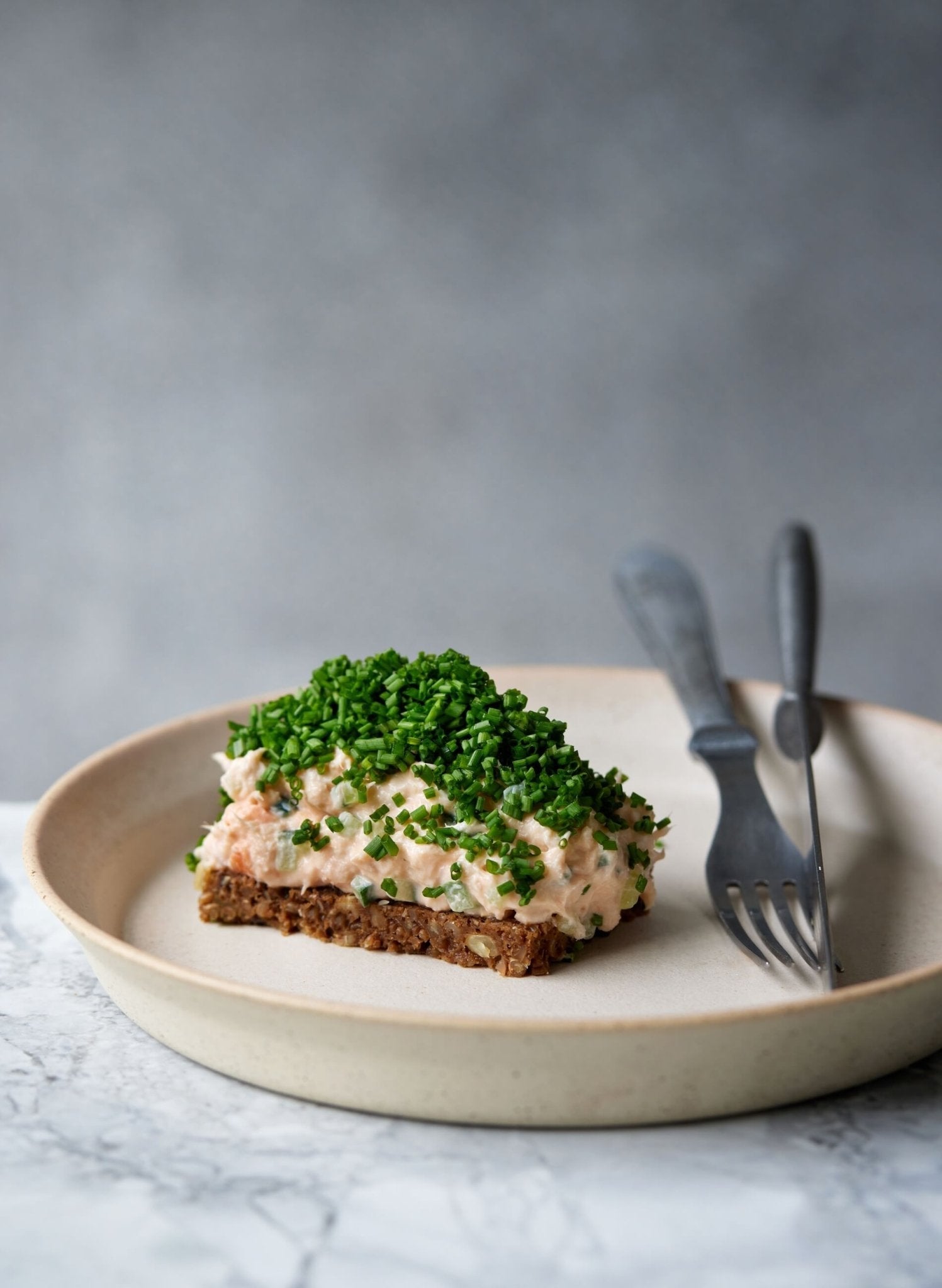 Rørt laksesalat
