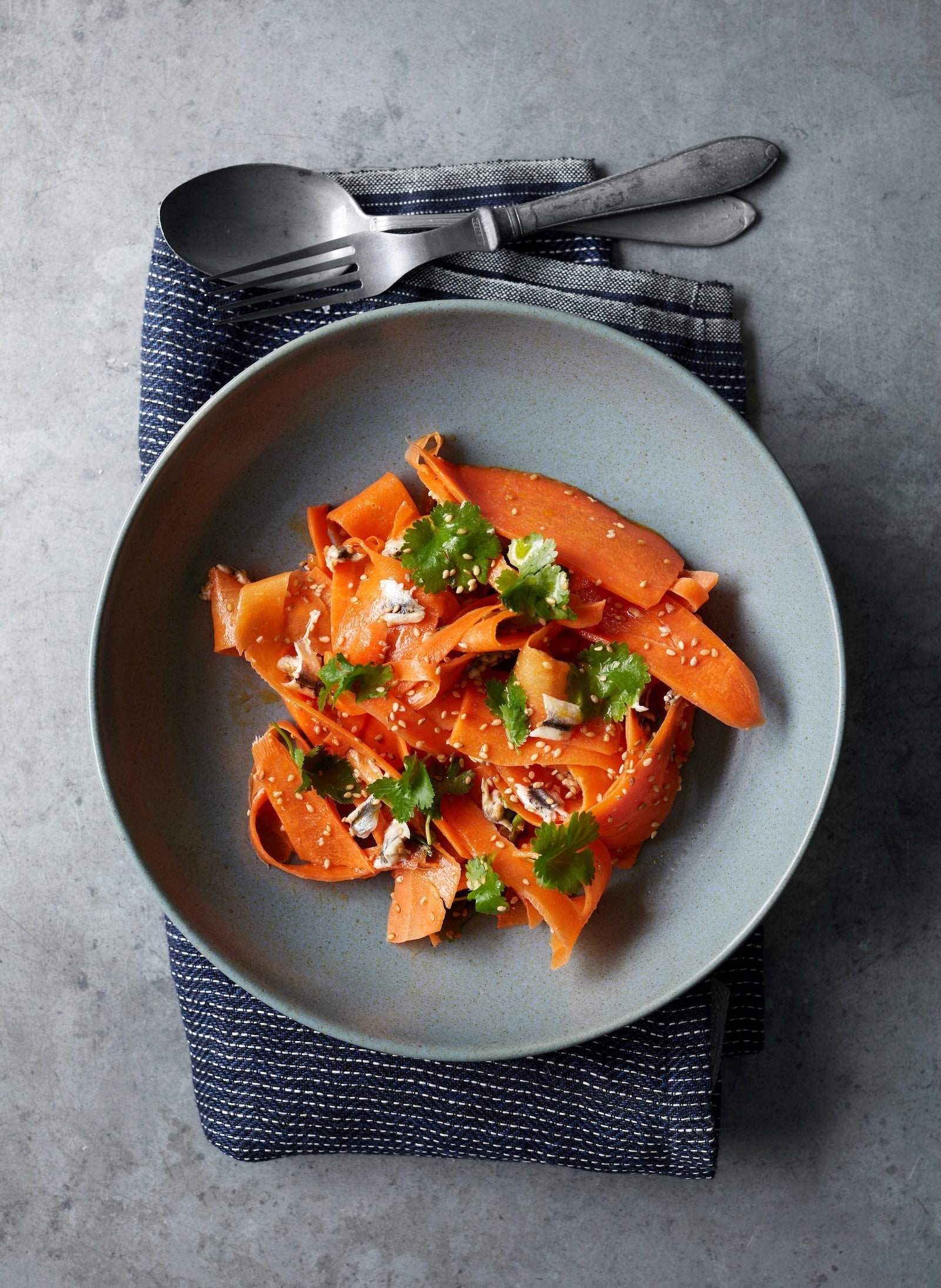 Gulerodssalat med syltede ansjoser